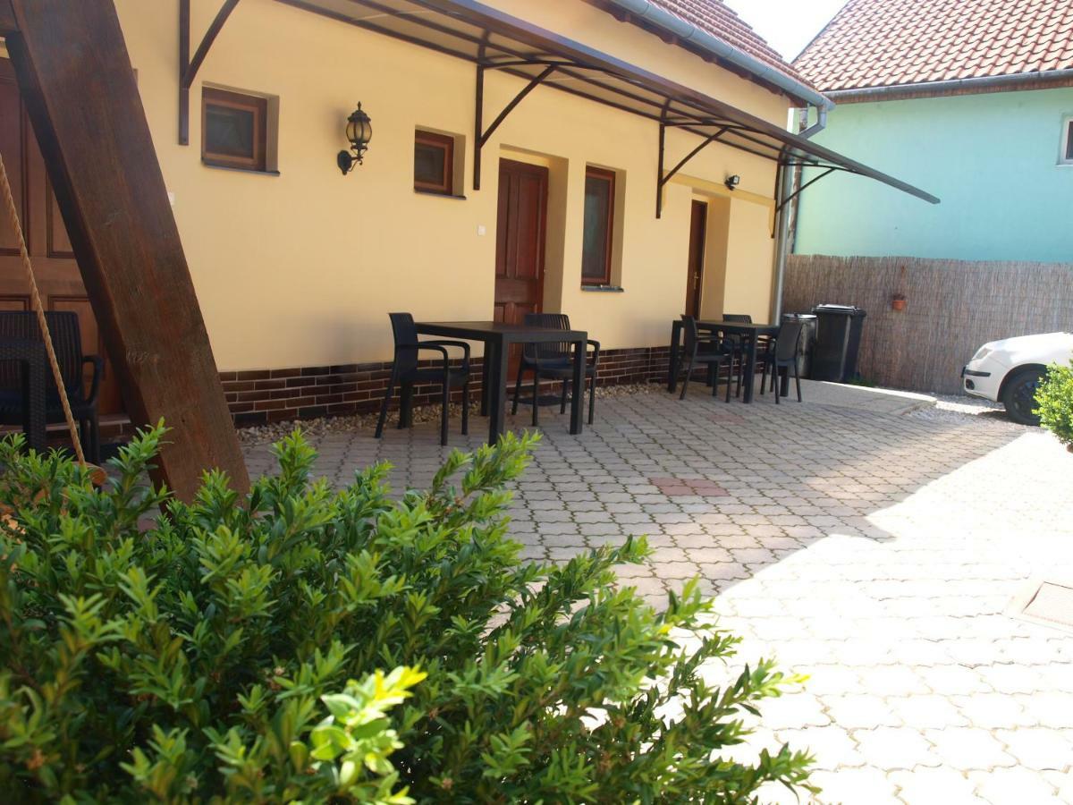 Apartmany Judita Kissova Veľký Meder Exterior foto
